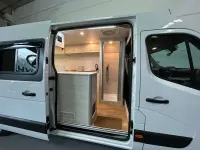 Usado Renault Master 145 CV (106 kW) 2022 Blanco Monovolumen