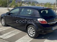 Usado Opel Astra Enjoy 105 CV (77 kW) 2005 Negro Berlina
