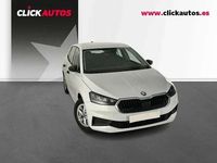 Usado Skoda Fabia Essence 80 CV (58 kW) 2025 Blanco Utilitario