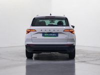 Usado Skoda Karoq Ambition 150 CV (110 kW) 2023 Blanco SUV