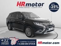 Usado Mitsubishi Outlander P-HEV 224 CV (164 kW) 2021 Negro SUV