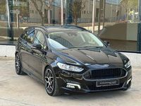 Usado Ford Mondeo ST-Line 180 CV (132 kW) 2017 Negro Familiar