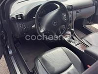 Usado Mercedes C320 Elegance 218 CV (160 kW) 2004 Azul Berlina