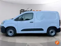Usado Citroën Berlingo Live 131 CV (96 kW) 2019 Blanco Monovolumen