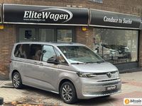 Usado VW Multivan Life 218 CV (160 kW) 2022 Gris / plata Van