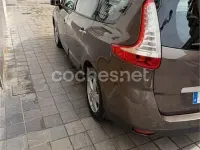 Usado Renault Scenic E-Tech Dynamique 130 CV (95 kW) 2010 Marrón Monovolumen