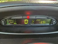 Usado Citroën Xsara Picasso 110 CV (80 kW) 2007 Marrón Monovolumen