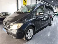 Usado Mercedes Viano 136 CV (100 kW) 2010 Gris / plata Monovolumen