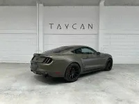 Usado Ford Mustang 310 CV (228 kW) 2015 Verde Coupe