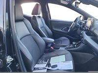 Usado Toyota Yaris Style 93 CV (68 kW) 2021 Negro Utilitario