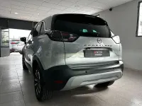 Usado Opel Crossland X Elegance 110 CV (80 kW) 2024 Gris / plata SUV