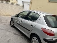 Usado Peugeot 206 60 CV (44 kW) 2002 Gris / plata Berlina