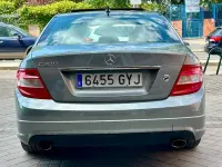 Usado Mercedes C300 Avantgarde 231 CV (169 kW) 2009 Gris / plata Berlina