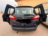 Usado Ford Grand C-Max Trend 125 CV (91 kW) 2017 Azul Monovolumen
