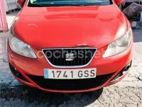 Usado Seat Ibiza 105 CV (77 kW) 2010 Rojo Berlina