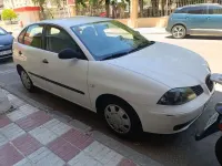 Usado Seat Ibiza 75 CV (55 kW) 2004 Blanco Utilitario