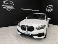 Usado BMW 118 Comfort Edition 136 CV (100 kW) 2022 Blanco Utilitario