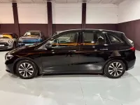 Occasion Mercedes B180 136 PK (100 kW) 2025 Zwart MPV