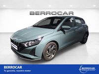 Usado Hyundai i20 100 CV (73 kW) 2024 Verde Utilitario