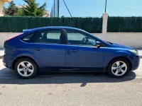 Usado Ford Focus Trend 109 CV (80 kW) 2011 Azul Utilitario