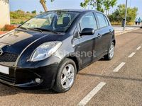 Używany Toyota Yaris 90 KM (66 kW) 2009 Czarny Hatchback