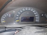 Usado Mercedes C220 Elegance 143 CV (105 kW) 2002 Azul Berlina