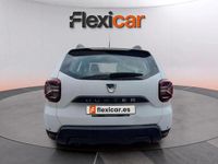Usado Dacia Duster Comfort 91 HP (66 kW) 2022 Branco SUV