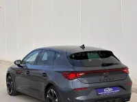 Usado Cupra Leon 150 CV (110 kW) 2023 Gris / plata Berlina