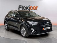 Usado Kia Stonic 101 CV (74 kW) 2022 Negro SUV