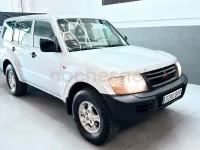 Usado Mitsubishi Montero 160 CV (117 kW) 2002 Gris / plata SUV