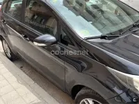 Usado Ford Fiesta Trend 75 CV (55 kW) 2014 Negro Utilitario