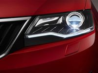 Usado Skoda Rapid Ambition 105 CV (77 kW) 2015 Rojo Utilitario