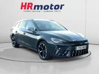 Usado Cupra Leon 150 CV (110 kW) 2025 Azul Familiar