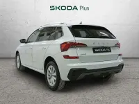 Usado Skoda Kamiq Selection 115 CV (84 kW) 2025 Blanco SUV