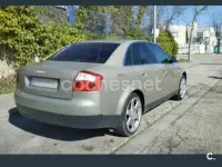 Usado Audi A4 130 CV (95 kW) 2002 Beige Berlina