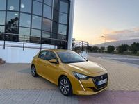 Usado Peugeot 208 Allure 100 CV (73 kW) 2020 Amarillo Utilitario