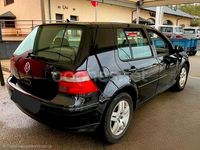Usado VW Golf IV 100 CV (73 kW) 2003 Negro Berlina