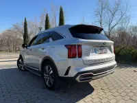 Usado Kia Sorento 265 CV (194 kW) 2021 Gris / plata SUV
