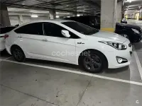 Usado Hyundai i40 136 CV (100 kW) 2013 Blanco Berlina