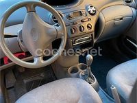 Usado Toyota Yaris Luna 68 CV (50 kW) 1999 Rojo Berlina