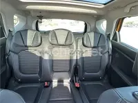 Usado Renault Scénic III Zen 150 CV (110 kW) 2017 Naranja Monovolumen