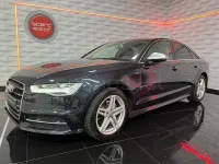 Usado Audi A6 150 CV (110 kW) 2018 Azul Familiar