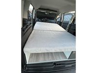 Usado Peugeot Partner Tepee Outdoor 112 CV (82 kW) 2012 Gris Monovolumen