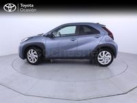 Usado Toyota Aygo X Play 72 CV (52 kW) 2024 Gris / plata SUV