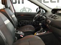 Usado Renault Grand Scénic III Dynamique 110 CV (80 kW) 2013 Granate Monovolumen