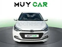Usado Hyundai i20 90 CV (66 kW) 2018 Blanco Berlina
