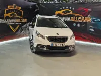 Usado Peugeot 2008 Active 82 CV (60 kW) 2014 Blanco SUV