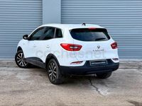Usado Renault Kadjar LIMITED 140 CV (102 kW) 2021 Blanco SUV