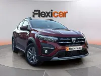 Usado Dacia Sandero Essentiel 101 CV (74 kW) 2022 Rojo Berlina