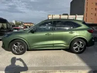 Usado Ford Kuga ST-Line 180 CV (132 kW) 2025 Verde SUV